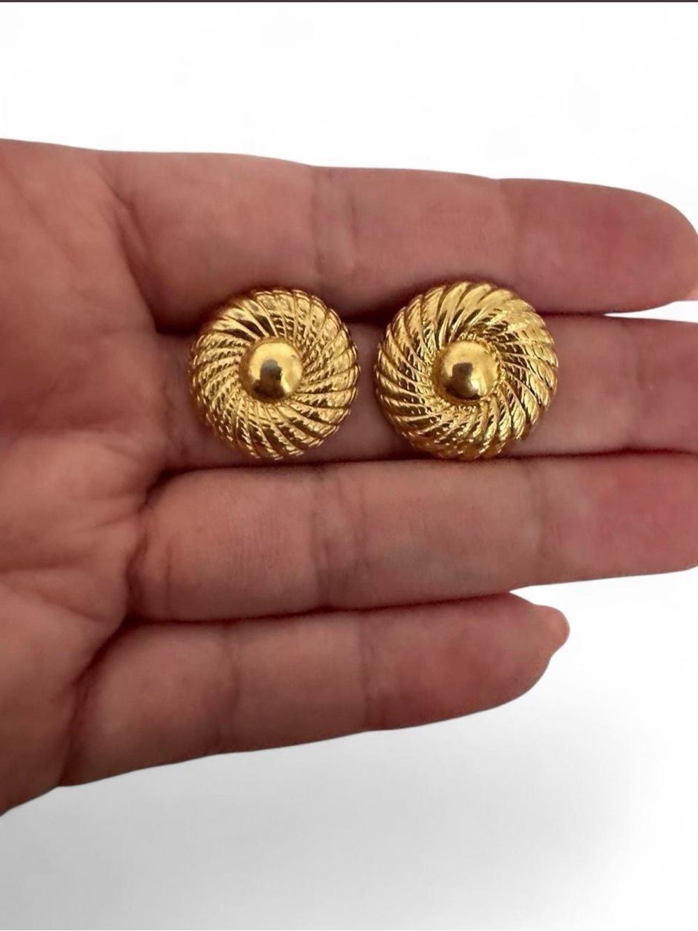 Vintage Gold-Tone Swirl Clip Earrings - Women Jewelry